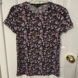 Urban Coco Women’s (S) Purple Floral Crewneck Short Sleeve Pullover T shirt